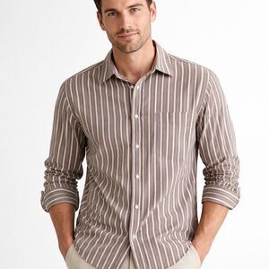 Gap Men’s Brown & White StripedCotton Button Down Classic Fit Shirt Size Large